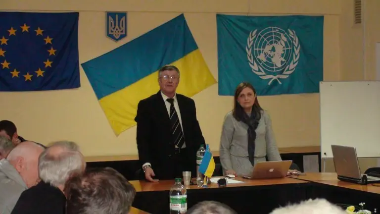 Р. Білоцерківська місту Біла Церква про конституційний устрій.